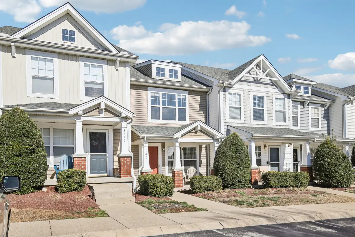3247 Harpeth Springs Dr, Nashville, TN 37221 - Image #1