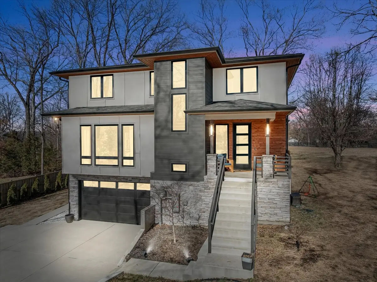 1301 Chestnut Dr, Brentwood, TN 37027 - #1