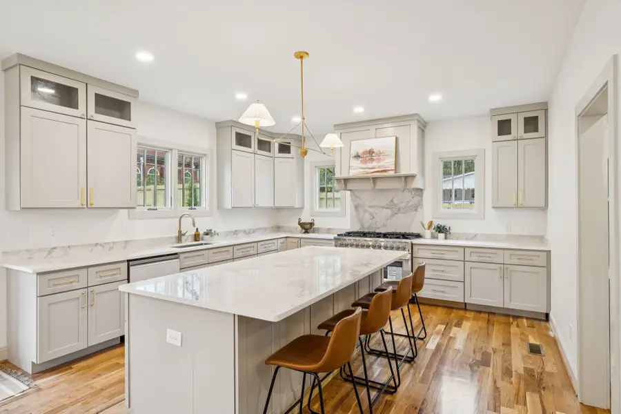 306 Vaughn St, Nashville, TN 37207 - Image #2