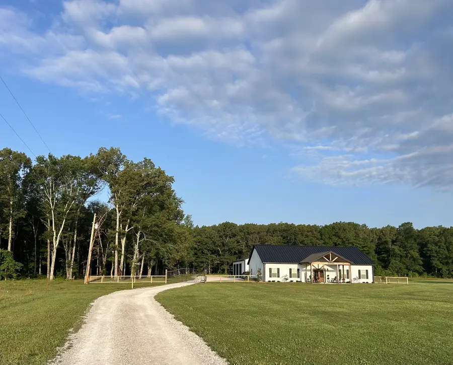 6241 Fredonia Rd, Manchester, TN 37355 - #2