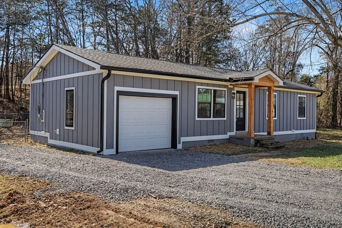 203 Meadowbrook Dr, Woodbury, TN 37190 - #1