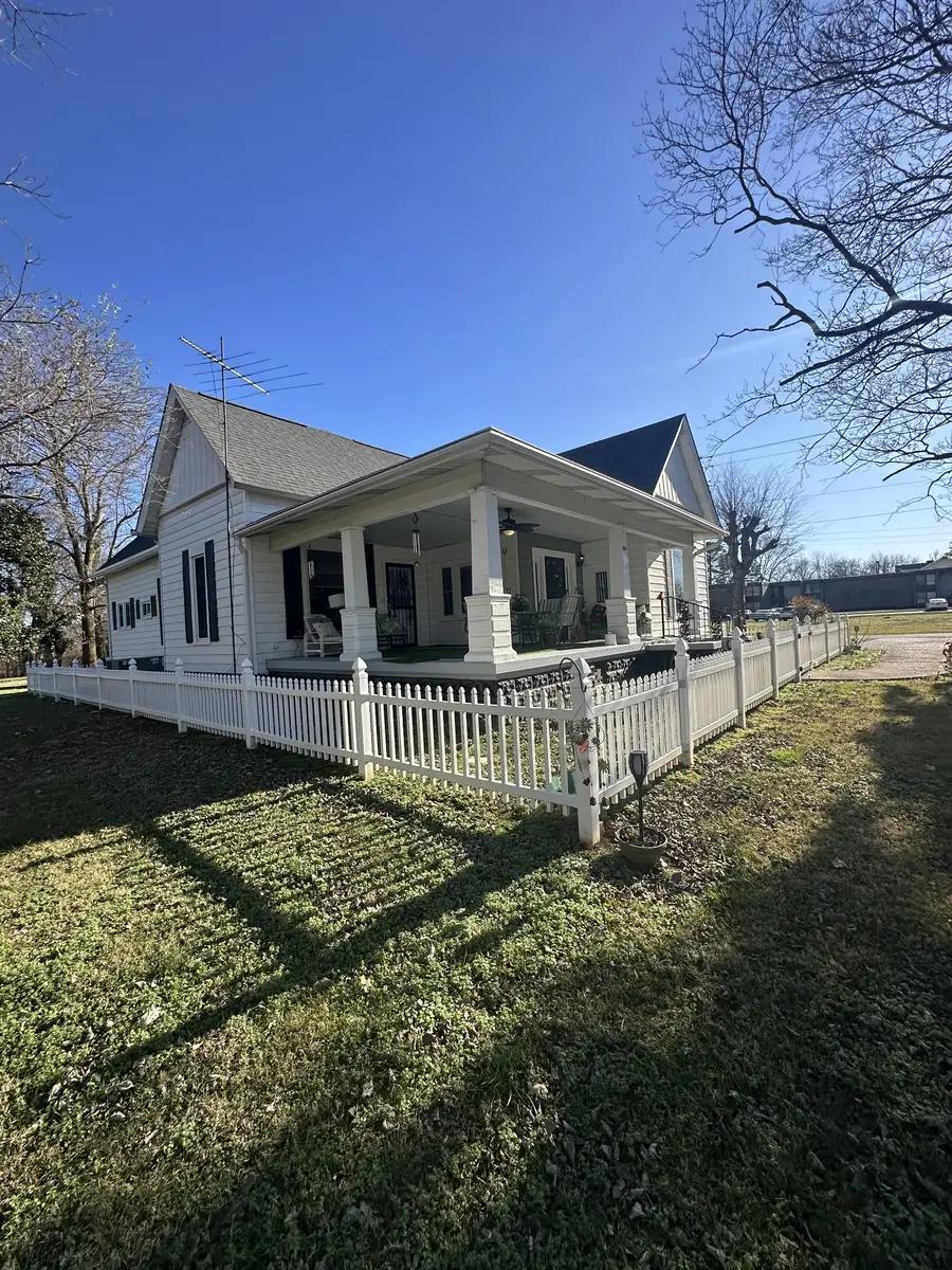 506 N Main St, Mount Pleasant, TN 38474 - #3