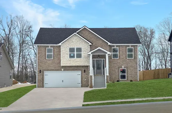 864 Burley Barn Rd, Clarksville, TN 37042