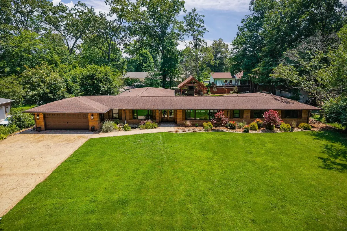 727 Timber Ln, Cookeville, TN 38501 - #1