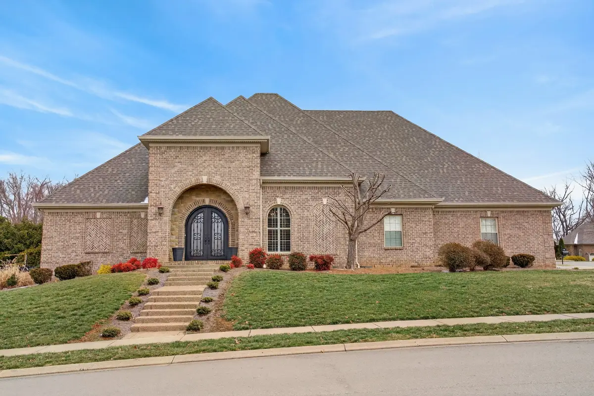 301 Scarsdale Dr S, Hendersonville, TN 37075 - Image #1