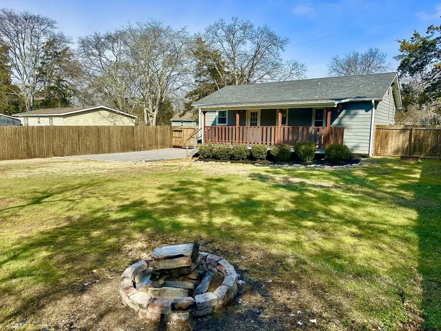 215 Sunrise Ave, La Vergne, TN 37086 - #2