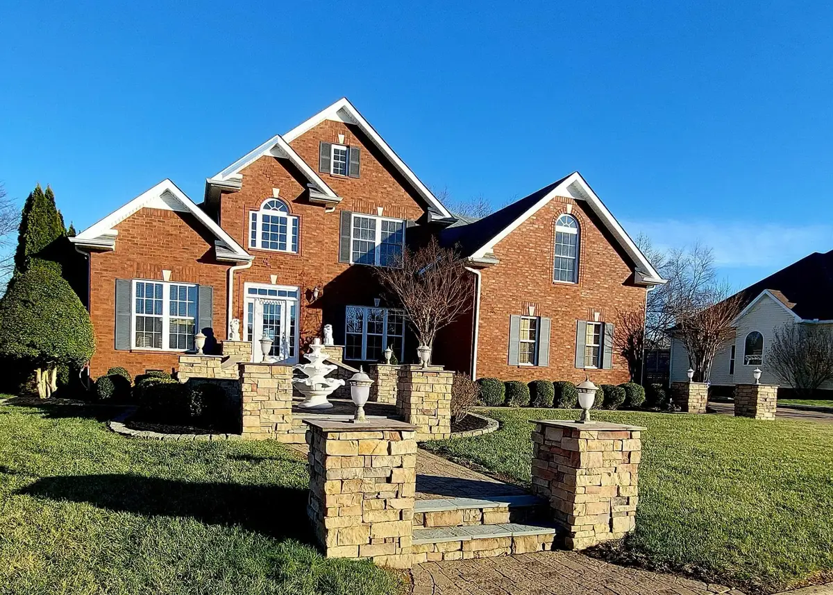 3266 Quincy Ln, Clarksville, TN 37043 - #1