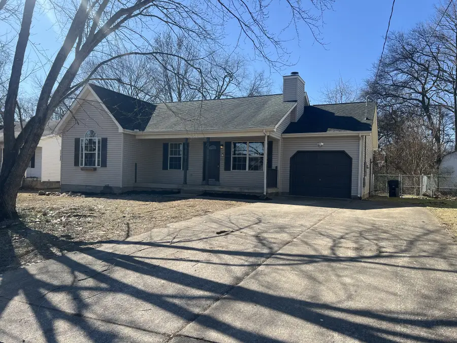 211 Heritage Cir E, La Vergne, TN 37086 - Image #2