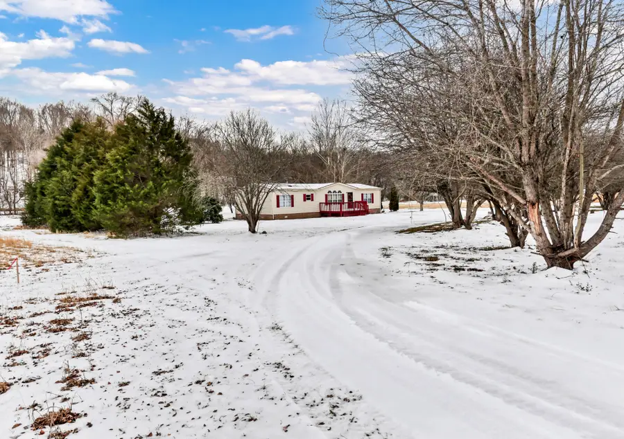 2170 Highway 13, Cunningham, TN 37052 - #2