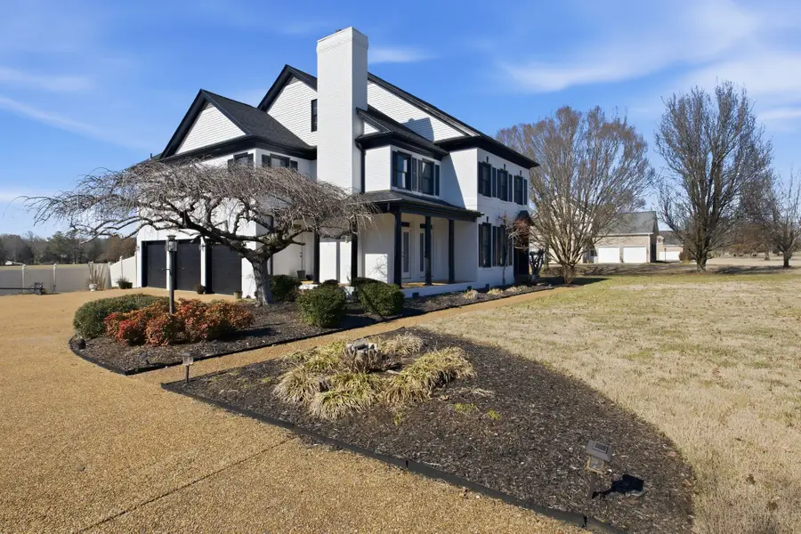 111 Chadwick Farms Dr, Fayetteville, TN 37334 - #3