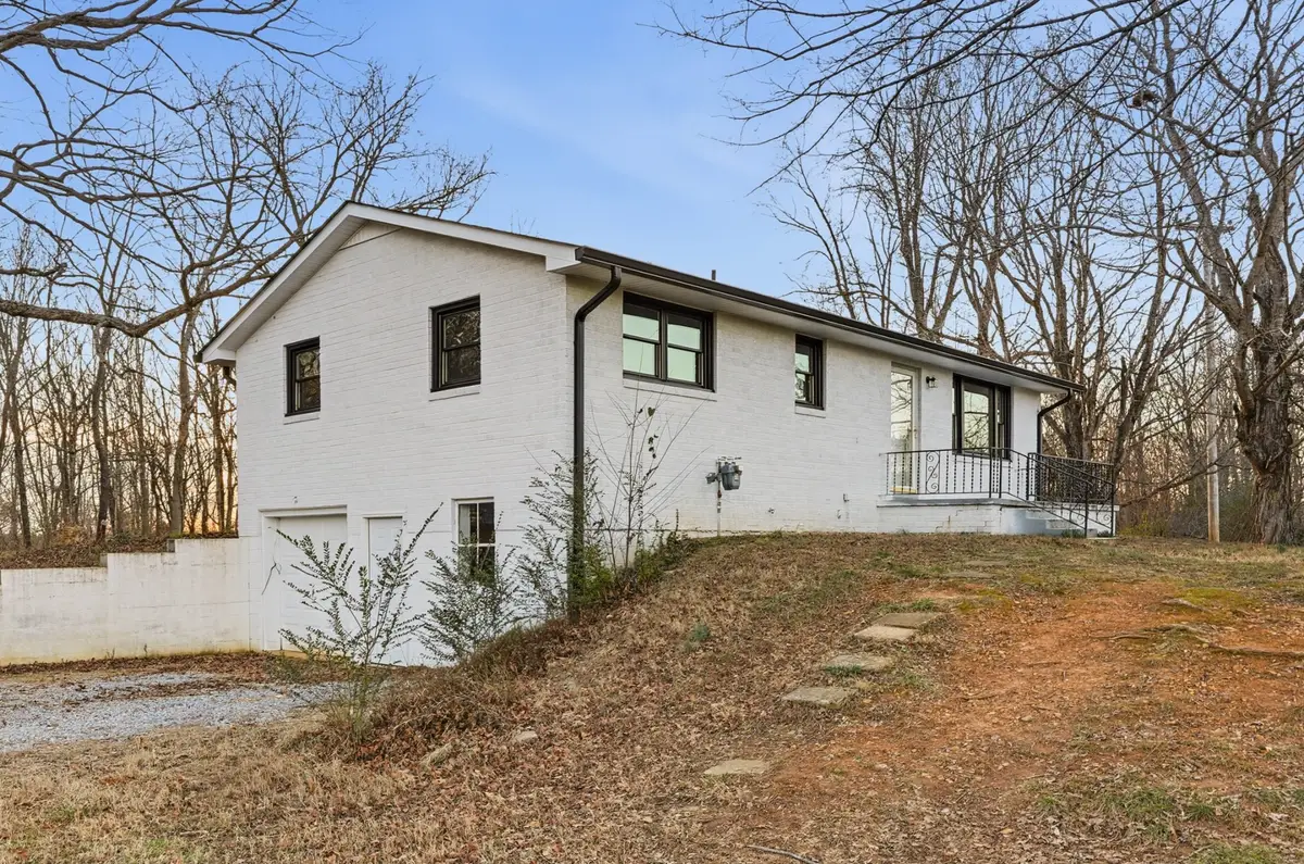 1360 Highway 49 E, Charlotte, TN 37036 - #1