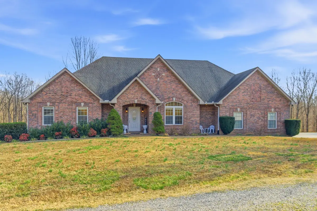 7333 Moore Rd, Greenbrier, TN 37073 - #1