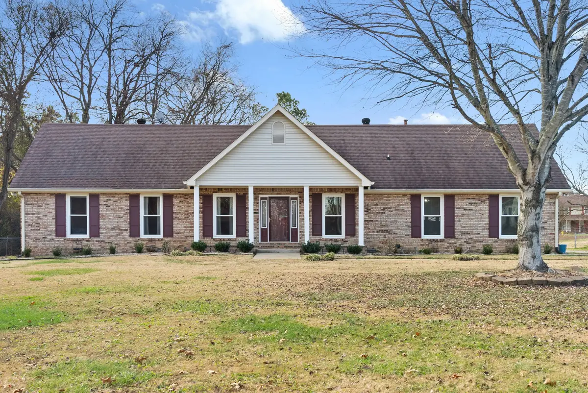 290 Andrew Jackson Dr, Clarksville, TN 37043 - #1