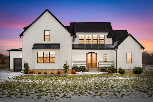 105 Sarah Frances Ct, Clarksville, TN 37043