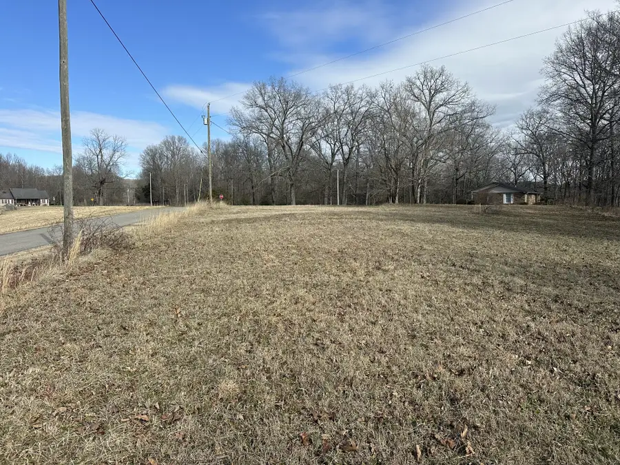 515 Jericho Rd, Quebeck, TN 38579 - #2