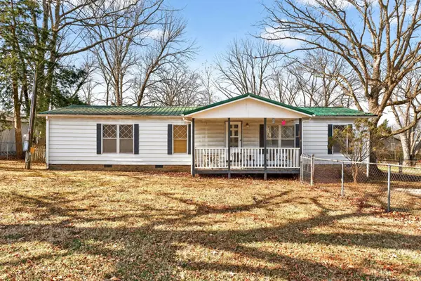 133 Hillview Dr, La Vergne, TN 37086