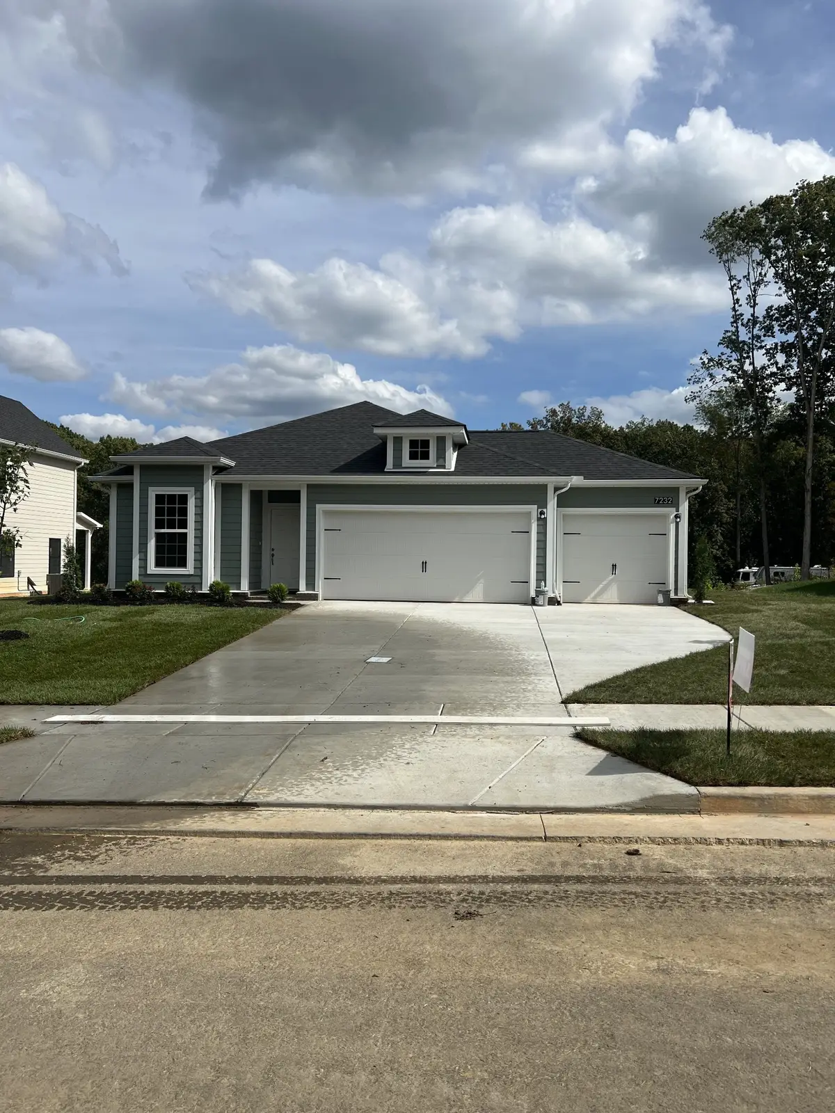 7232 Fairlawn Dr, Fairview, TN 37062 - #1