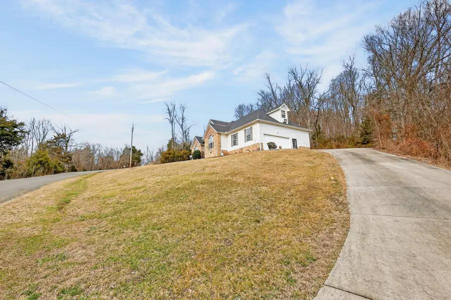 210 Matt Dr, Bell Buckle, TN 37020 - #3