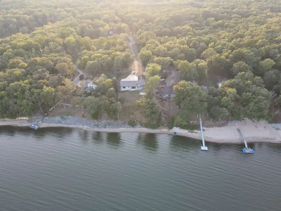 120 Swan Bay Dr, Buchanan, TN 38222 - #2