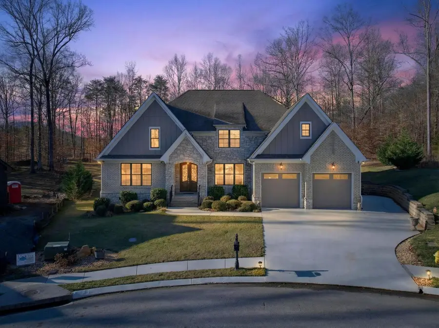 404 Canyon Springs Drive, Hixson, TN 37343 - Image #2