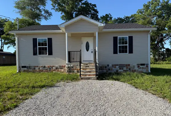159 Hesselly Rd, Decherd, TN 37324