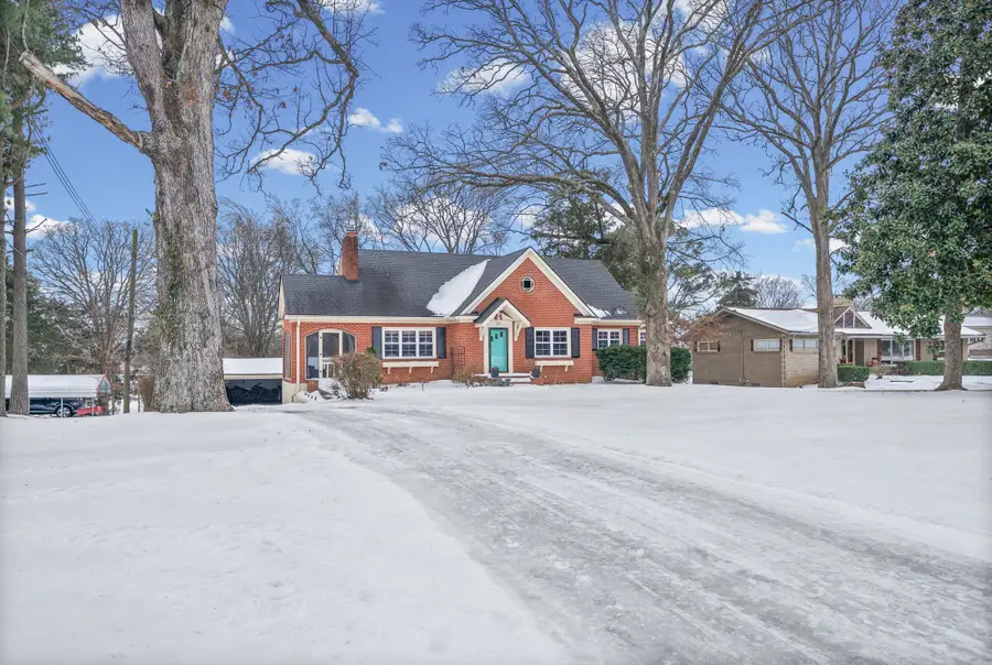 515 Country Club Ln, Hopkinsville, KY 42240 - #2