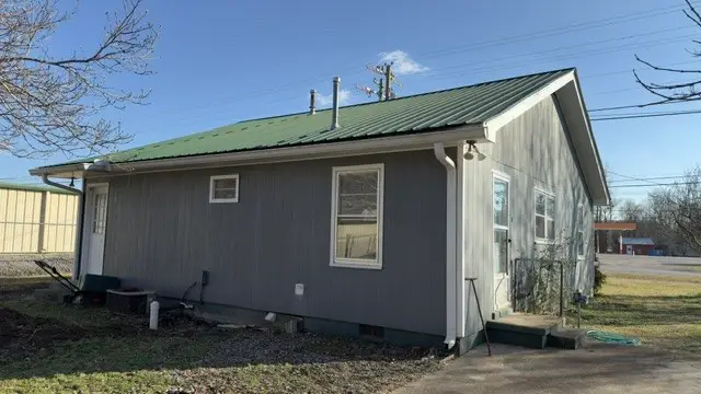 914 E Main St, Watertown, TN 37184 - #3