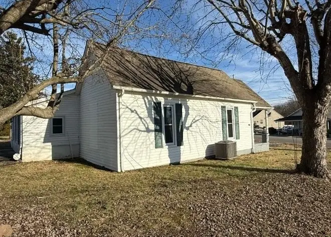 102 Taft St, McMinnville, TN 37110 - #3