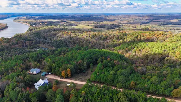 618 Bridge View Cove, Bath Springs, TN 38311