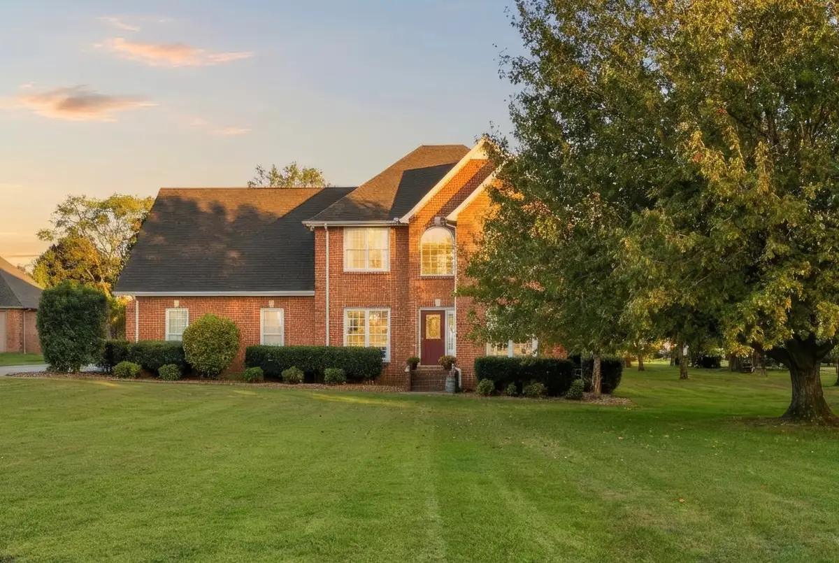 101 Westmeade Dr, Winchester, TN 37398 - #1