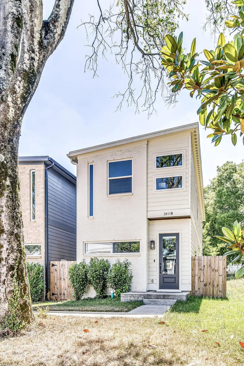 2411B Middle St, Nashville, TN 37208 - #1