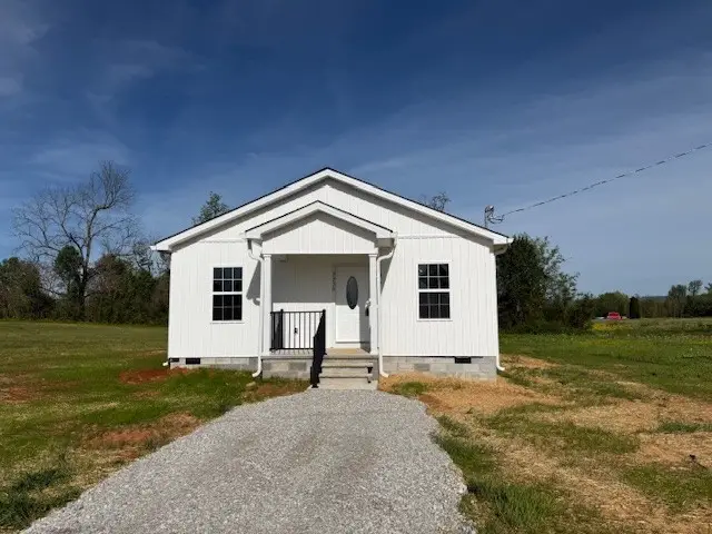 3336 Oak Grove Rd, Decherd, TN 37324 - #1