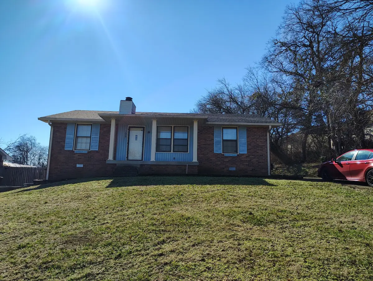 109 Shady View Dr, Hendersonville, TN 37075 - Image #1