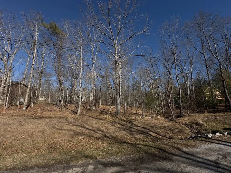 106 Hilton Ln, Crossville, TN 38558 - Image #2