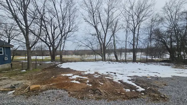 2121 Butler Rd, Hopkinsville, KY 42240