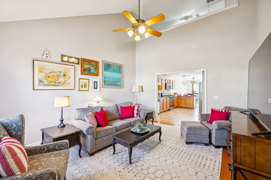 3309 Risen Star Dr, Murfreesboro, TN 37128 - Image #2