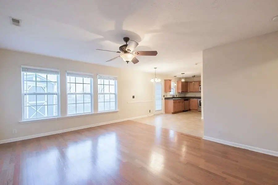 1138 Phelissa Dr, La Vergne, TN 37086 - #3