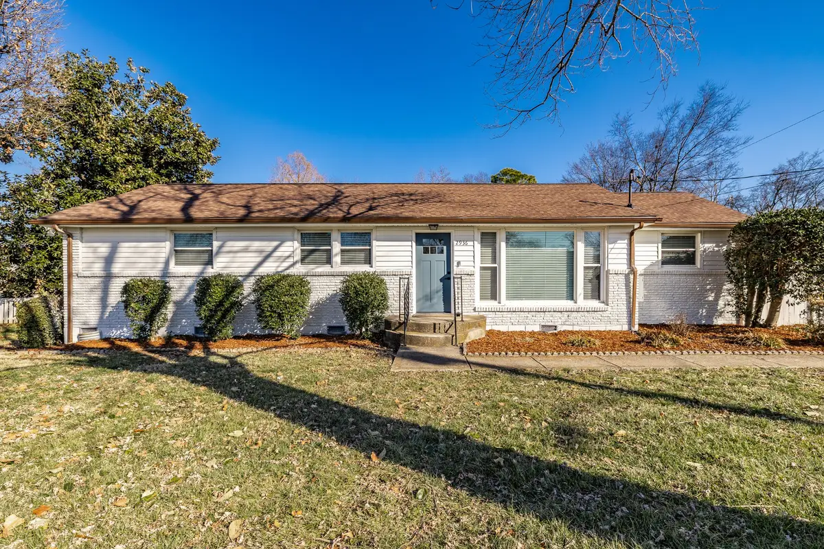 2936 Lyndale Dr, Nashville, TN 37207 - Image #1