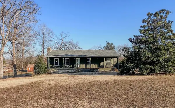 370 Serenity Dr, Savannah, TN 38372