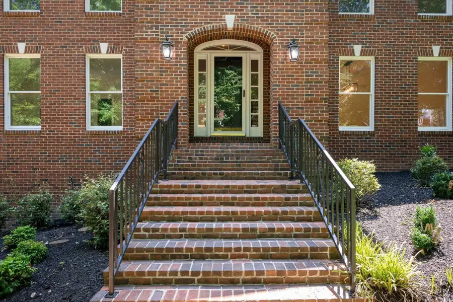 159 N Berwick Ln, Franklin, TN 37069 - #3