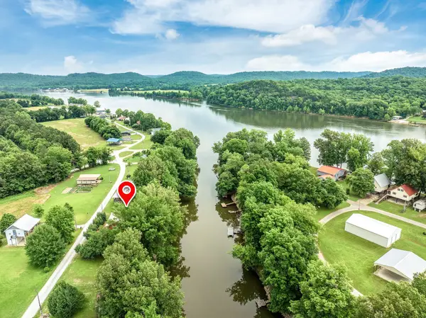 91 Creekside View Ln, Decaturville, TN 38329