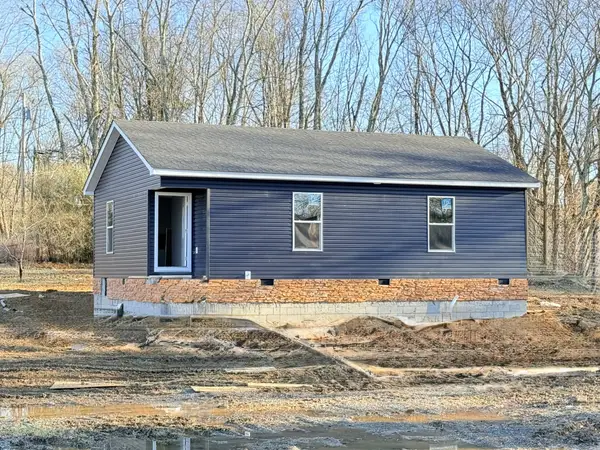 1145 Stewart Ln, Estill Springs, TN 37330