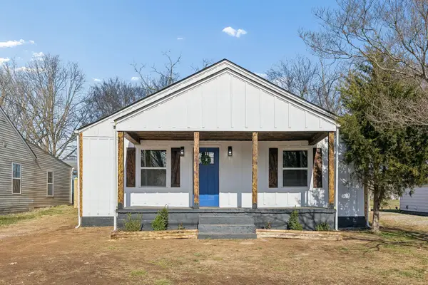 430 4th St, Lawrenceburg, TN 38464