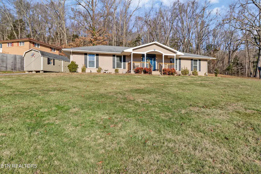 400 Woodland St, Livingston, TN 38570 - #2