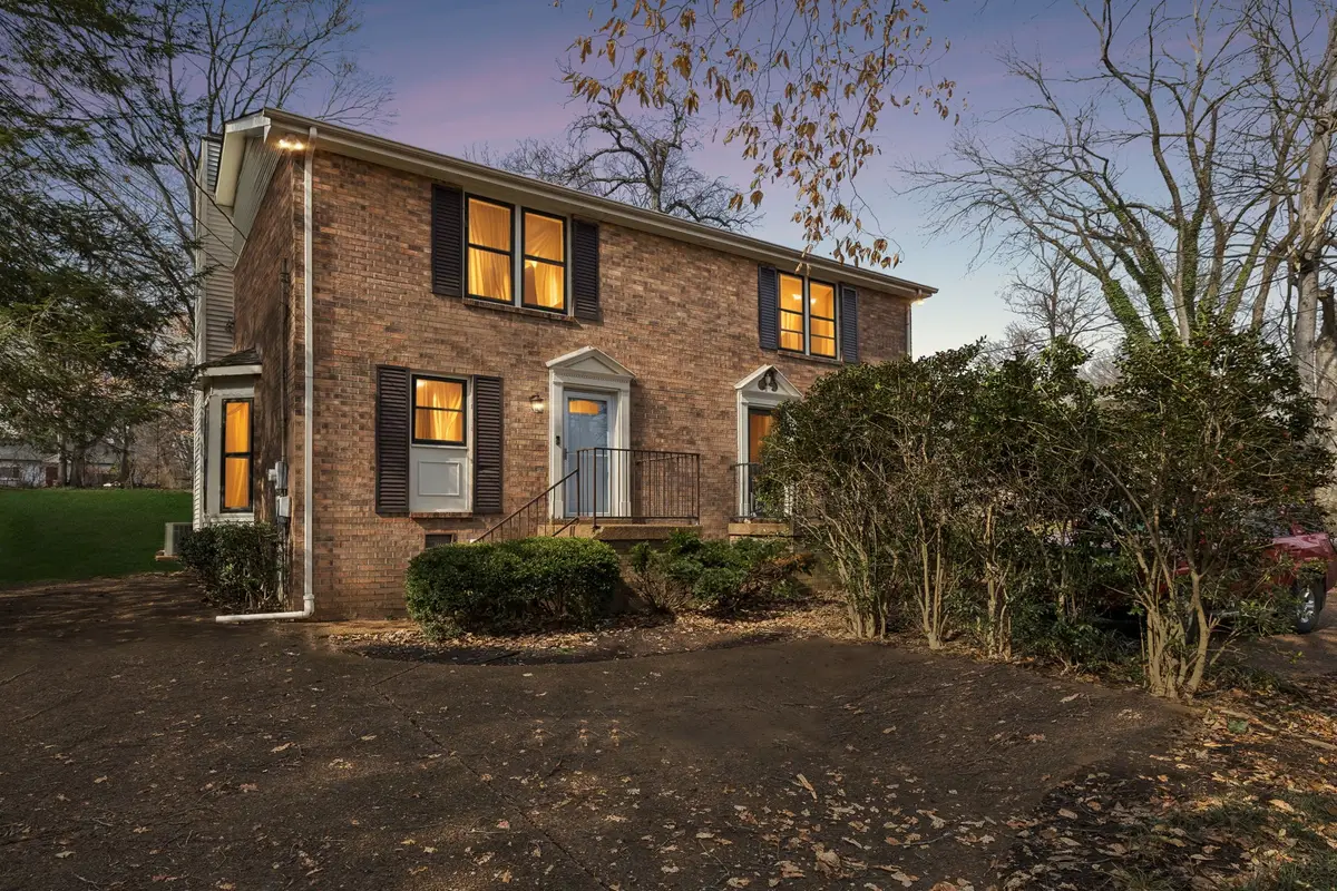 3323 Lealand Ln, Nashville, TN 37204 - Image #1