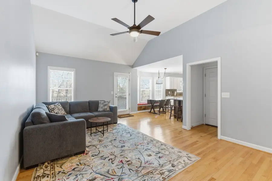 116 Lakeside Ct, Hermitage, TN 37076 - #2