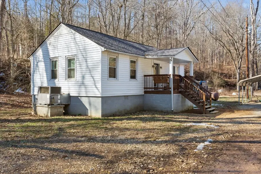 1099 Henley Rd, Ashland City, TN 37015 - #2