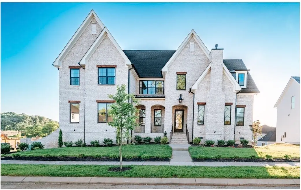 4825 Woodrow Pl, Arrington, TN 37014 - #1