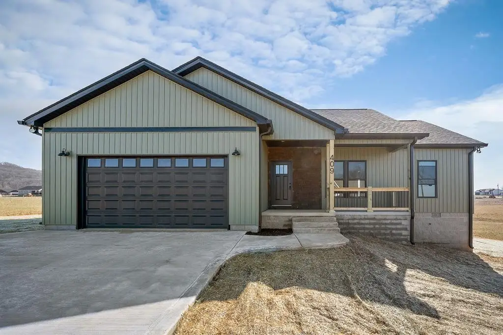 409 Harleys Ridge Rd, Sparta, TN 38583 - #1