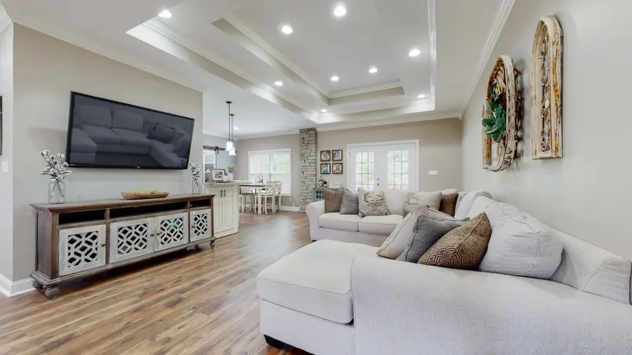 1045 Corey Dr, Lewisburg, TN 37091 - #3